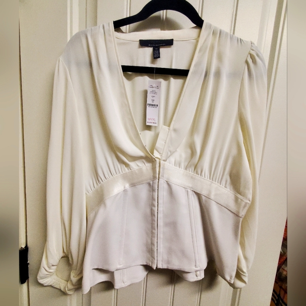 White Fitted Blouse